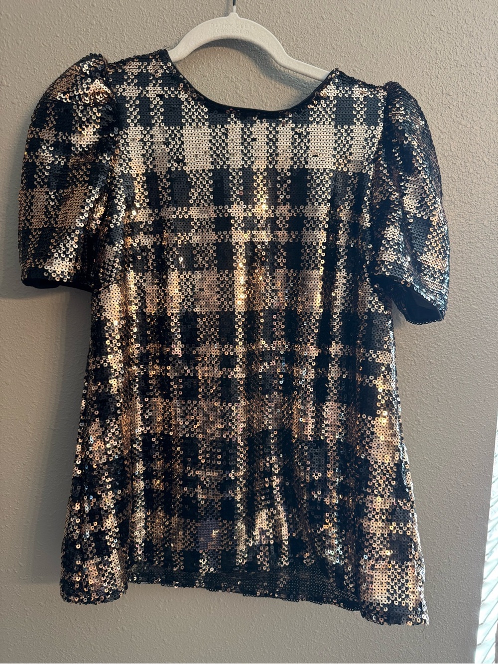THML Black and Gold Sequin Puff Sleeve Top New Without Tags
